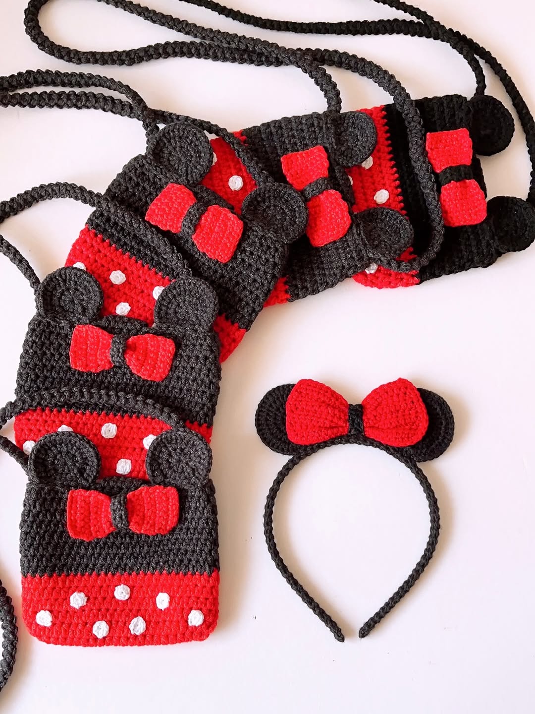 RBC019-1 Minnie Mouse Temalı El Yapımı Tığ İşi Çocuk Çantası Ve Taç - Görsel 1